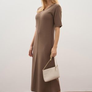 Elegant Midi Dress Short Sleeve Straight Cut Style