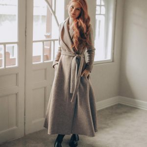 Maxi Wool Hooded Cardigan Coat: Princess Silhouette With